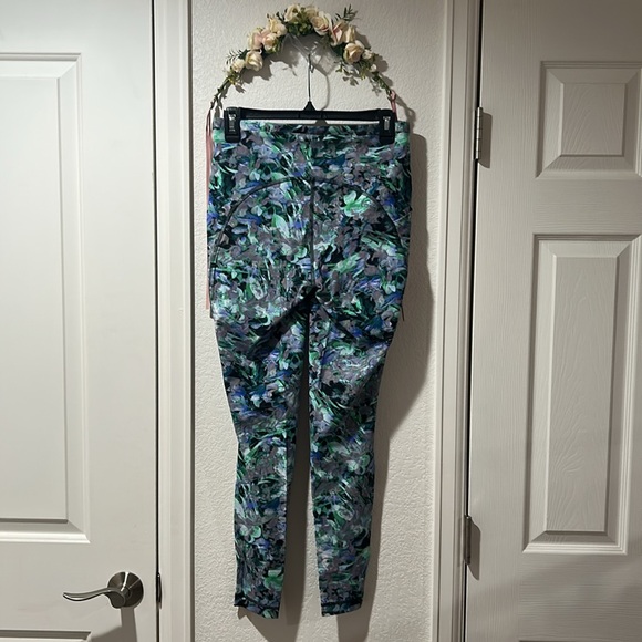 Lululemon Swift Speed High-Rise Tight 28" - Picture 8 of 10